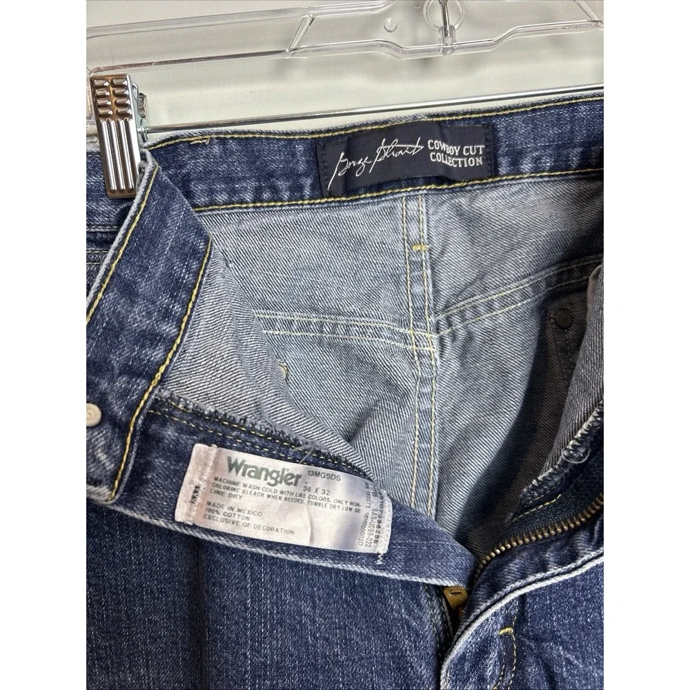 Wrangler George Strait Cowboy Cut Collection Jeans Mens 36x32 Dark Wash‎ 13MGSDS